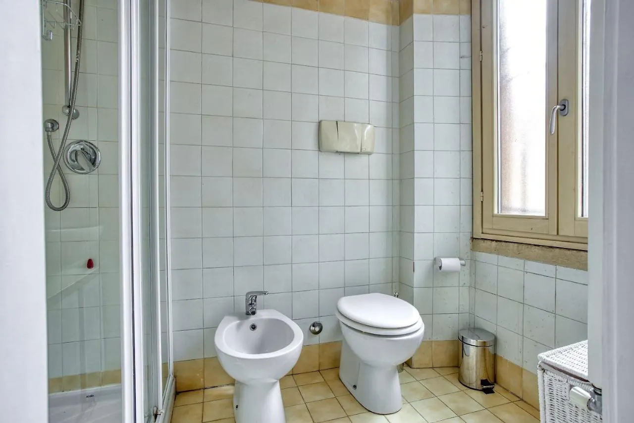 Appartamento Mpm-Porta Romana94 Milano Italia